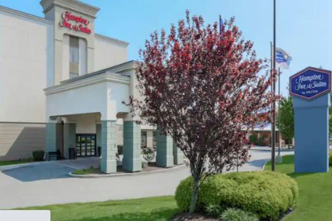 Hampton Inn & Suites Уэст-Хейвен Экстерьер фото