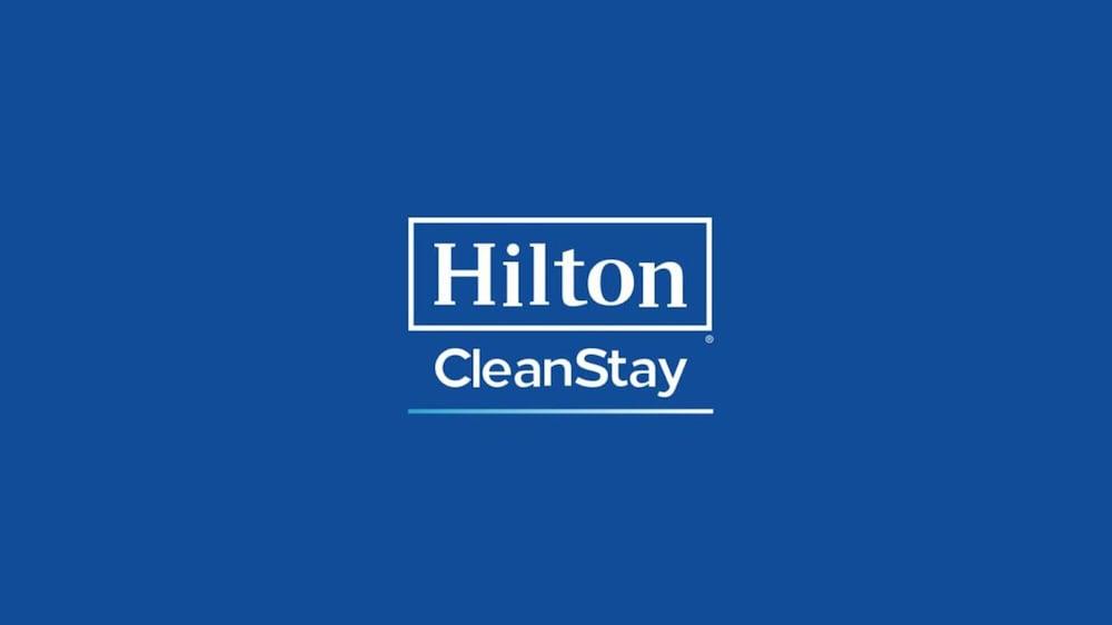 Hampton Inn & Suites Уэст-Хейвен Экстерьер фото
