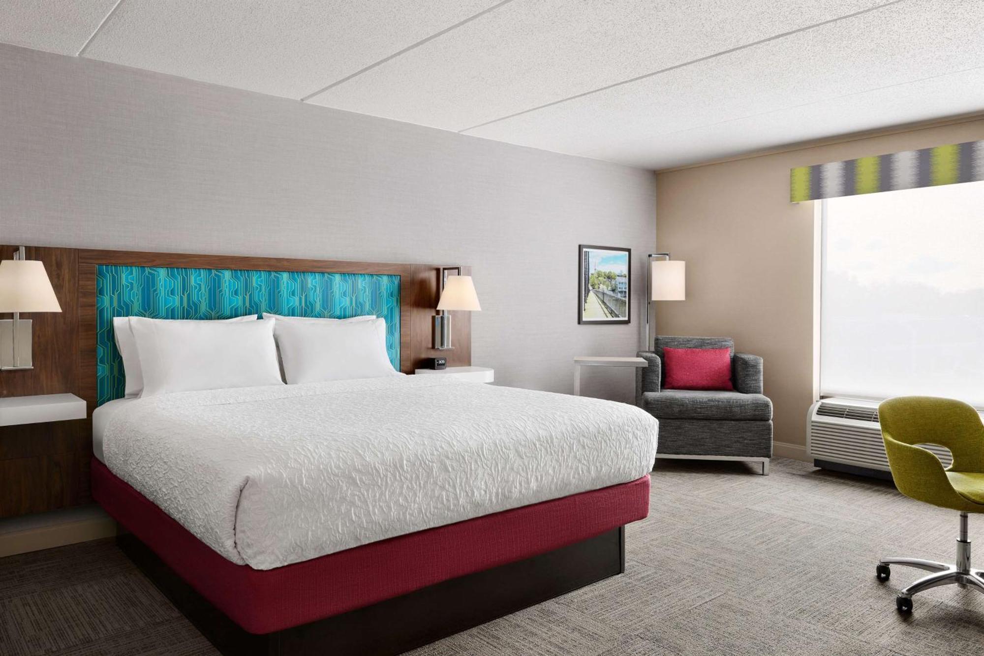 Hampton Inn & Suites Уэст-Хейвен Экстерьер фото