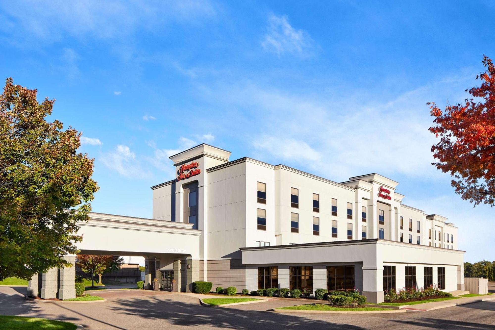 Hampton Inn & Suites Уэст-Хейвен Экстерьер фото