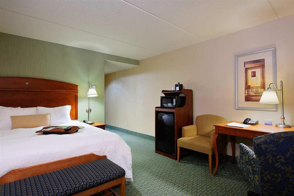 Hampton Inn & Suites Уэст-Хейвен Номер фото